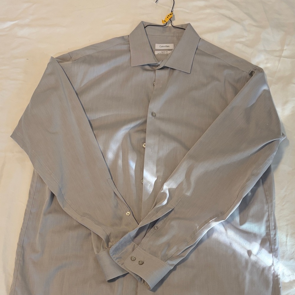 Calvin Klein Men's Light Gray Dress Shirt